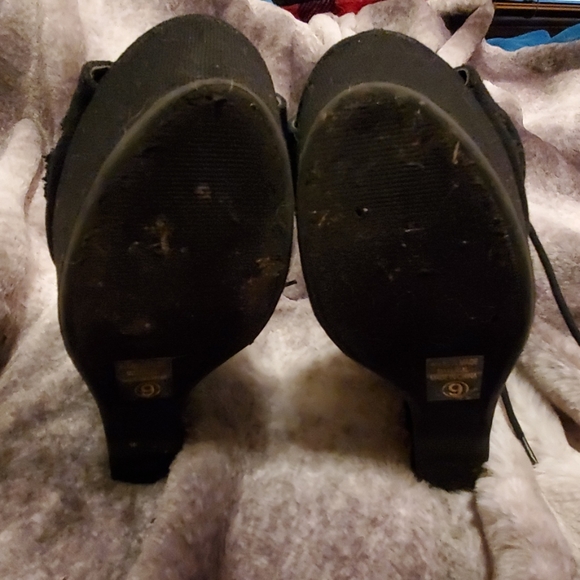 Platforms - Picture 4 of 4